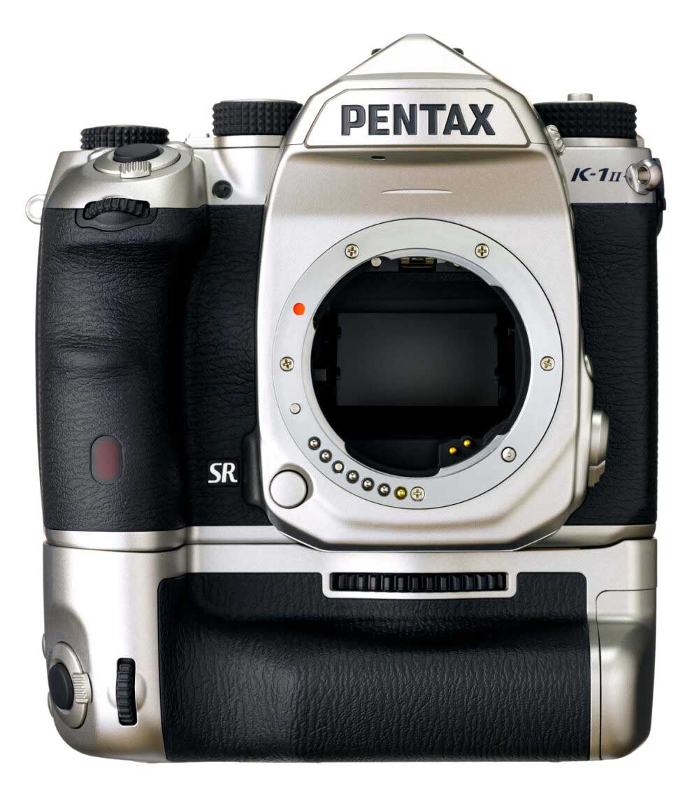 Ricoh bringt PENTAX K-1 II und drei Stern-Objektive im Silberlook