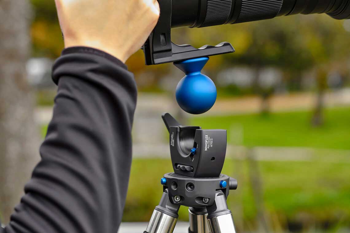 Novoflex erweitert Kugelkopf-Serie um  Magicball Free 50 für schwere Kameras