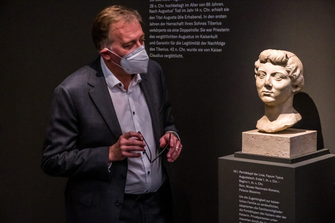 Augustus: Kunst und Politik