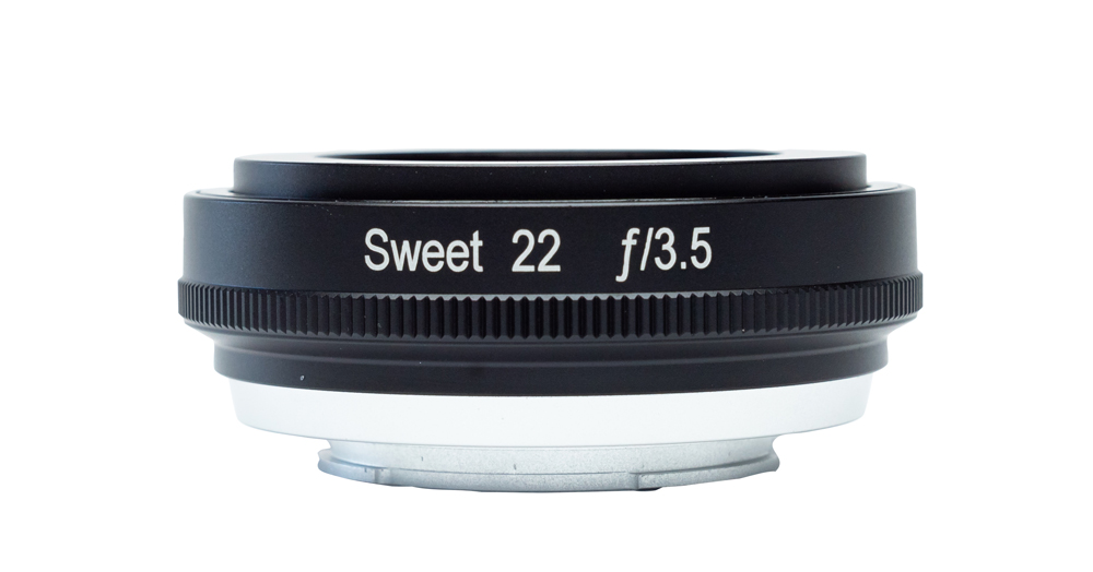 Lensbaby Sweet 22 Pancake Lens - an impact lens for full frame cameras