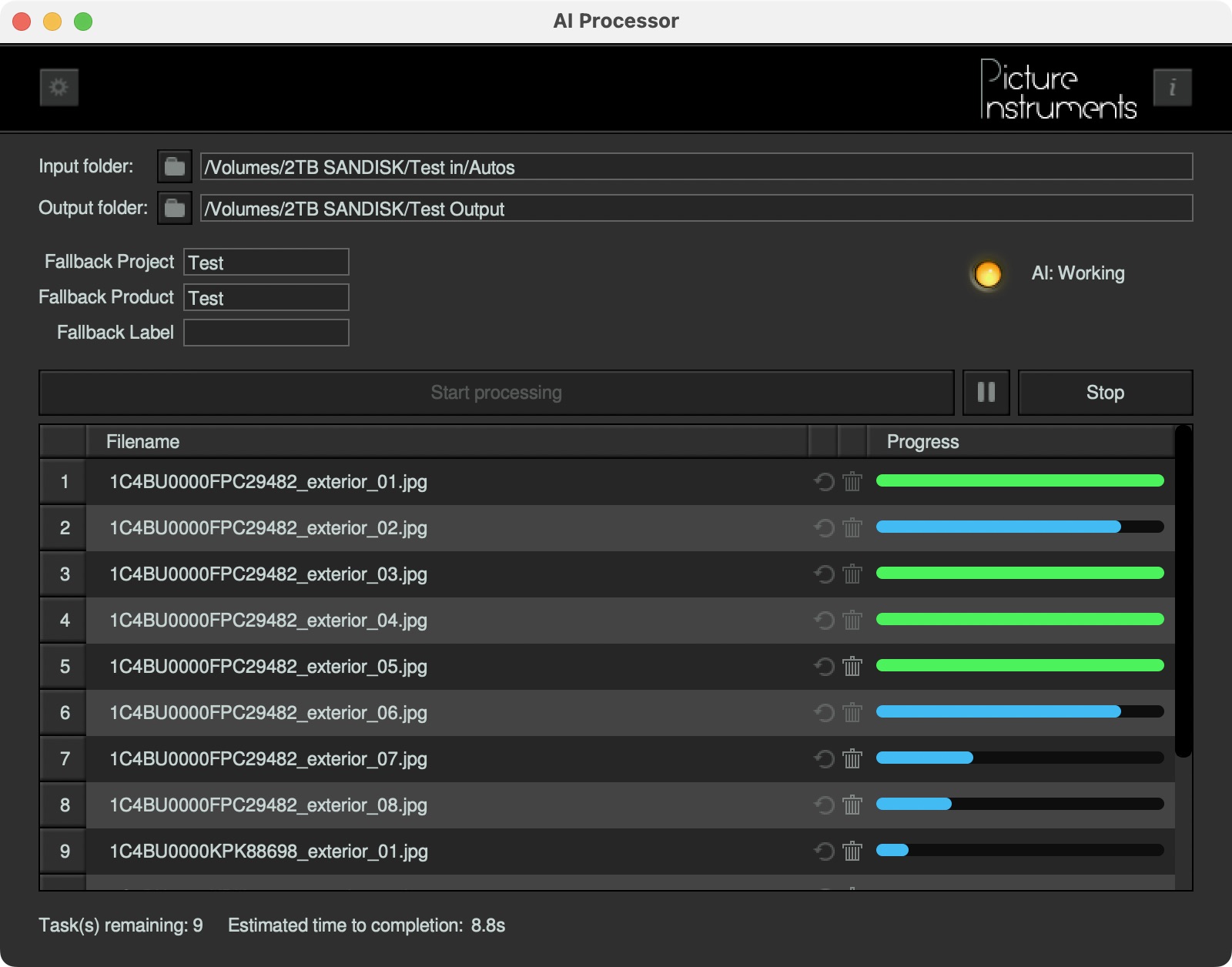 Im AI-Processor verfolgen Sie live den schnellen Fortschritt der Bildverarbeitung.