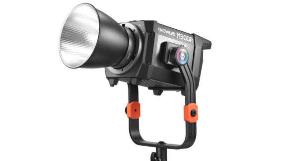 Godox KNOWLED M300R – kompakte 300-Watt-Vollfarbleuchte für Profis 