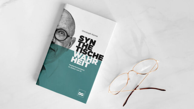 mini-book-mockup