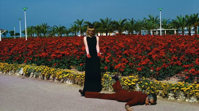 37_hn-wwsnbn_06_helmut-newton-rose-murder-1975-1032x640