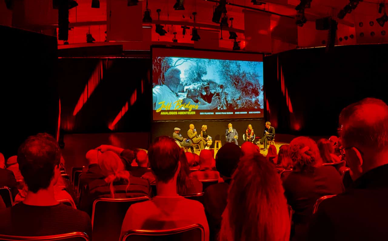 Große Uraufführung des Dokumentarfilms mit mehreren hundert Gästen und den Protagonisten im hr-Sendesaal in Frankfurt