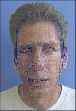 Die Software von Ohad Fried, Eli Shechtman, Dan B. Goldman und Adam Finkelstein kann die Teile eines Gesichts identifizieren, ein 2,5-D-Modell des Gesichts berechnen und daraus Brennweite und Entfernung abschätzen.