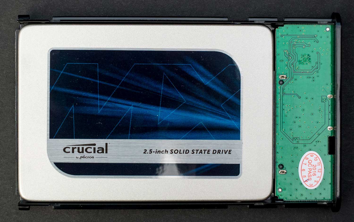 dscf0833: Crucial MX300 SSD 2,5 Zoll