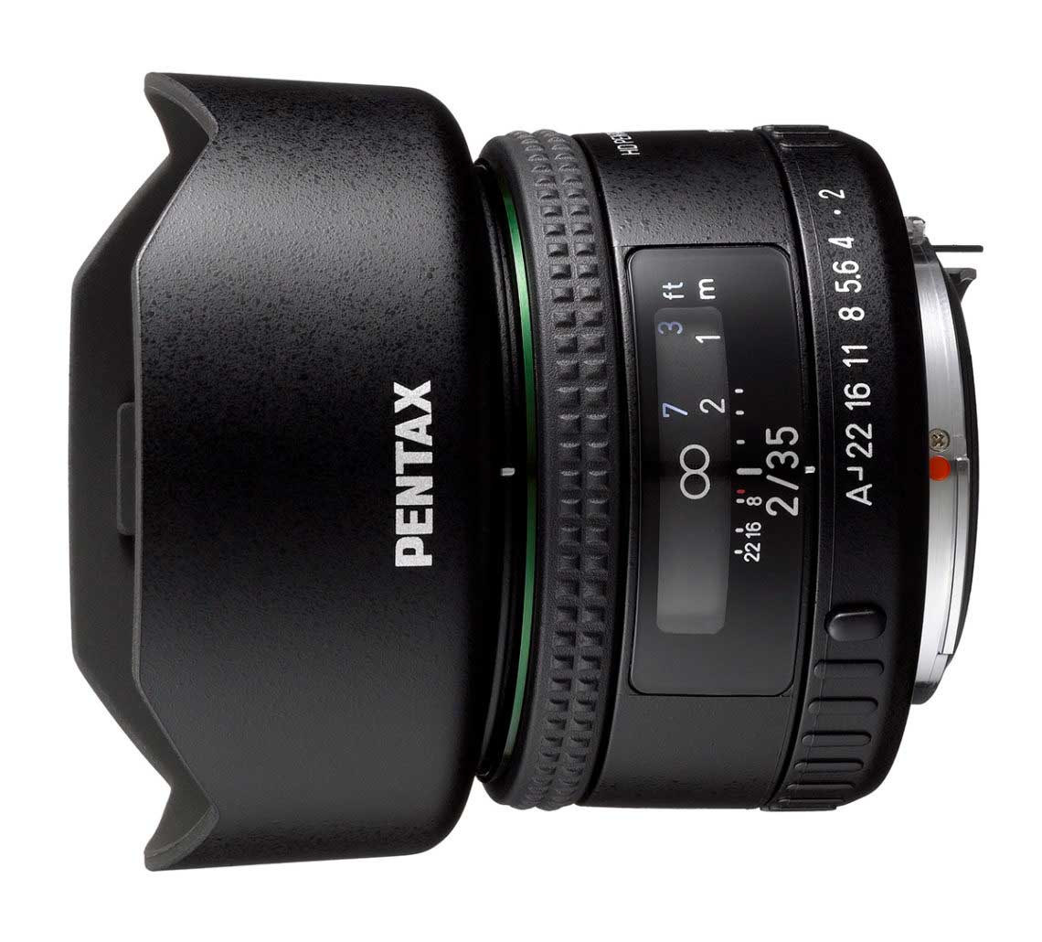 Kompaktes Vollformat-Reportageobjektiv für Pentax-Kameras