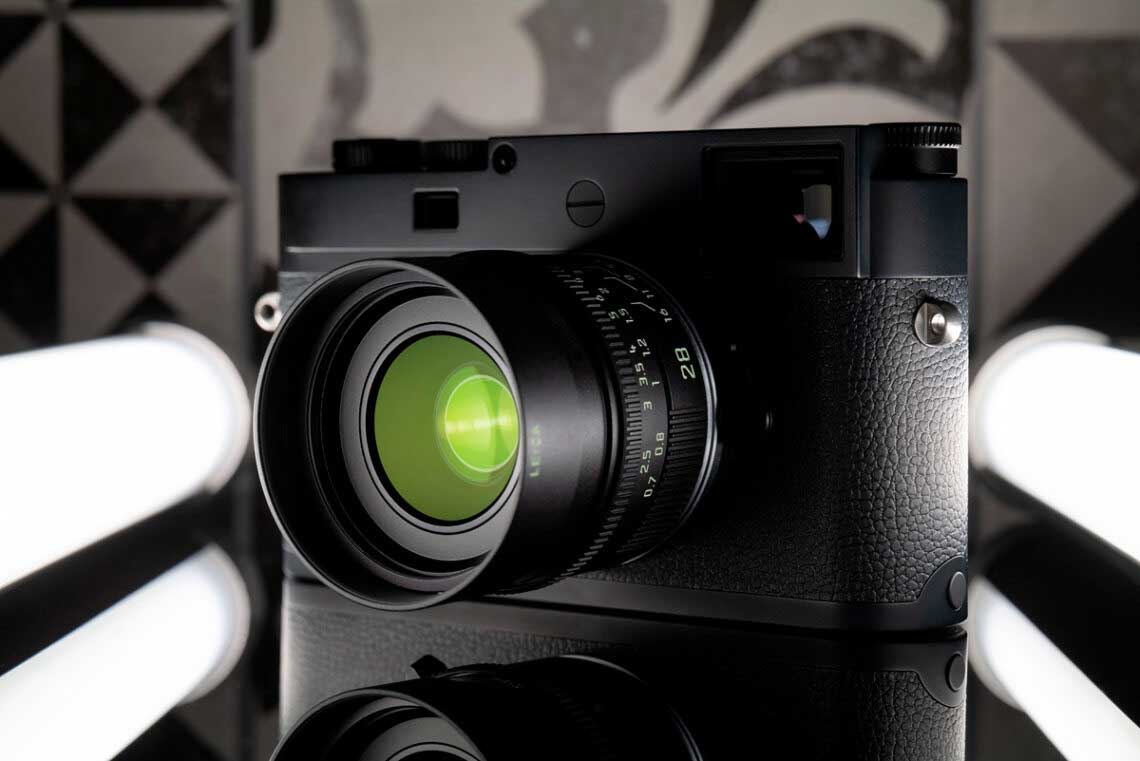Leica Summicron-M 1:2/28 ASPH.  mit integrierter Gegenlichtblende